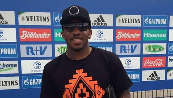 Jefferson Farfán visitó los entrenamientos del Schalke 04