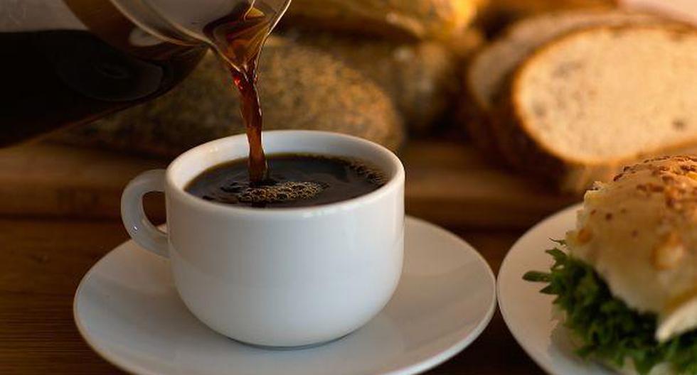 La taza donde se sirve el café debe ser de porcelana, o refractarios y no de vidrio u otro material. (Foto: Pixabay)