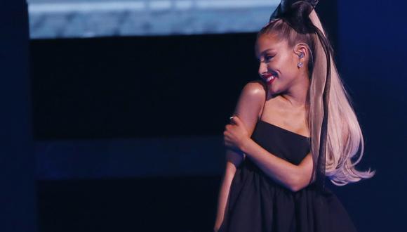 Ariana Grande envía amor a sus fans (Foto: Reuters)