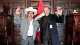 Ricardo Belmont llegó a Palacio de Gobierno para reunirse con presidente Pedro Castillo
