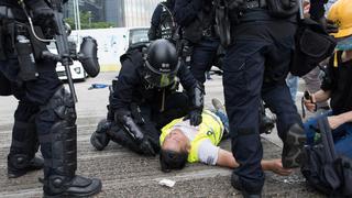 Los videos de la violenta represión a la masiva protesta en Hong Kong