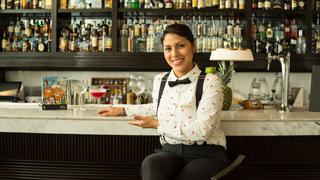 Fiorella Larrea, la mujer que comanda la barra de uno de los restaurantes más exclusivos de Lima