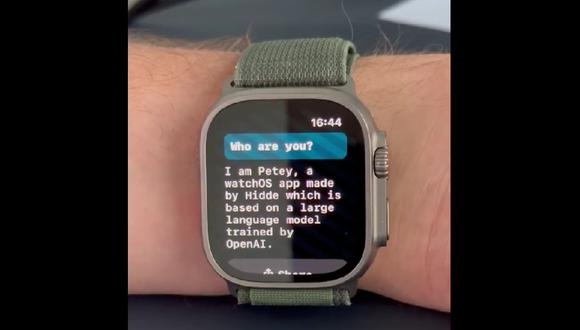Petey, la app que integra ChatGPT a los Apple Watch. | (Foto: Twitter/@hiddevdploeg)