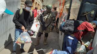 Coronavirus en Perú: primer bus traslada a personas varadas rumbo a Huancavelica