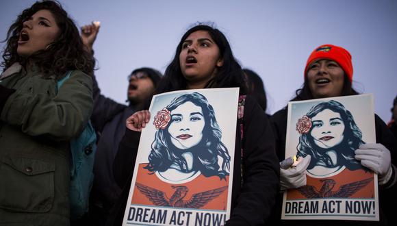 Los inmigrantes indocumentados conocidos como Dreamers también se beneficiarán con lo aprobado por la Cámara Baja de Estados Unidos. (Bloomberg).
