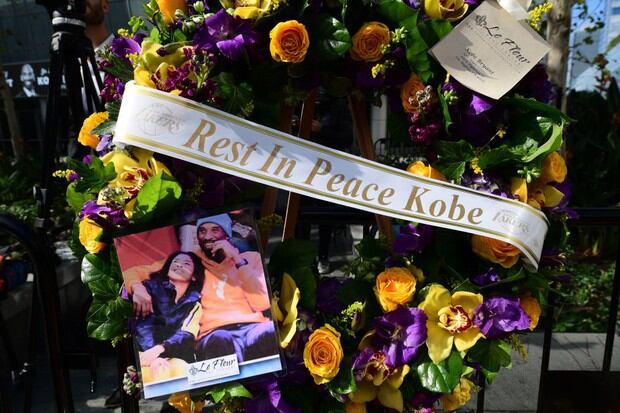 El baloncesto y el deporte en general está de luto. Los fans de Kibe Bryant aún no pueden creer su repentino fallecimiento (Foto: AFP)