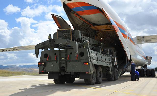 Rusia entregó a Turquía dos baterías de S-400 entre julio y setiembre de este año que, según el Ministerio de Defensa turco, estarán activas a partir de abril del 2020. (AFP).