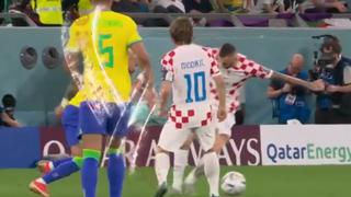 Neymar se luce con una ‘huacha’ a Brozovic durante el Brasil vs. Croacia