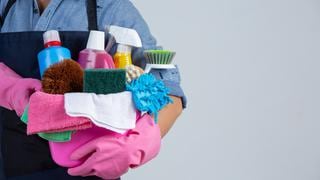 Cuidado del hogar: ¿cómo proteger mi piel de los productos de limpieza?