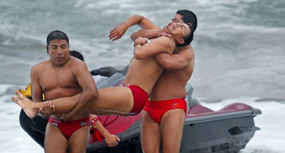 La Unidad de Salvataje de la Policía Nacional del Perú reportó una persona ahogada y 192 bañistas rescatados en las 110 playas que están bajo su custodia. (Foto: Andina)