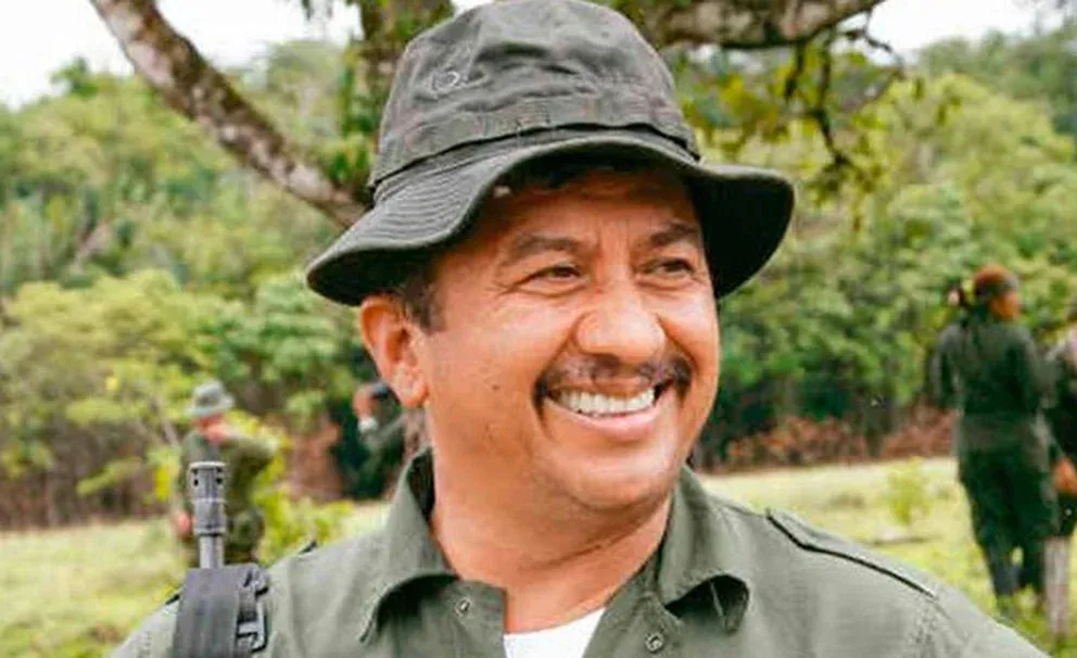 Miguel Botache Santillana, alias 'Gentil Duarte', is one of the most wanted men by the Colombian State.  The guerrilla has been in charge of articulating the different dissident groups of the FARC.  PHOTO: TWITTER