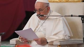 El papa Francisco pide el fin de violencia tras reunión con desplazados de Sudán del Sur