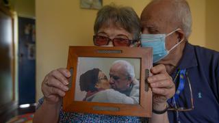 San Valentín: una historia de amor en tiempos de coronavirus | FOTOS 