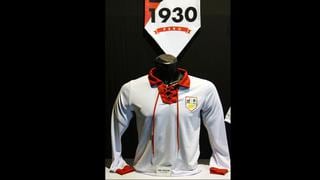 Museo del fútbol exhibe las camisetas que Perú usó en los Mundiales