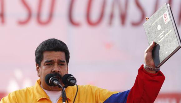 Maduro denuncia campaña mediática sobre colapso de Venezuela