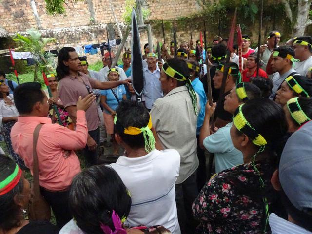 Las movilizaciones de este viernes en el inicio de la huelga indefinida de las comunidades indígenas en Loreto. (Foto: Daniel Carbajal)