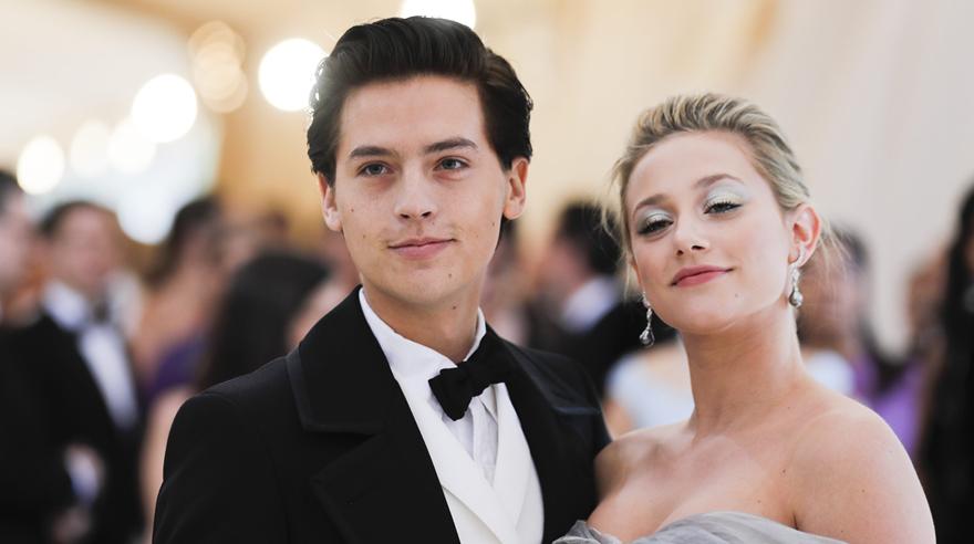 Cole Sprouse y Lili Reinhart en los MET Gala 2018. (Foto: Agencia)