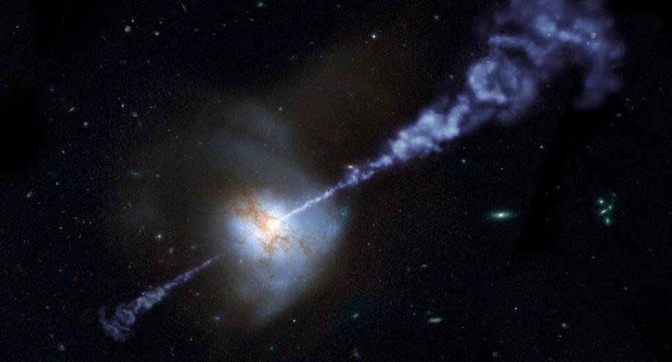 NASA y los agujeros negros: Esta imagen artísticamente modificada de la galaxia local Arp 220, capturada por el Telescopio Espacial Hubble, ayuda a ilustrar los resultados de Herschel. El núcleo brillante de la galaxia, emparejado con la impresión de los jets que emanan de él, indica que la actividad del agujero negro central se está intensificando. A medida que el agujero negro activo continúa acelerándose, la velocidad de la formación de estrellas, a su vez, se comprimirá en la galaxia. (Foto: Illustration: NASA/ESA/JPL-Caltech/STScI/R. Hurt (SSC))