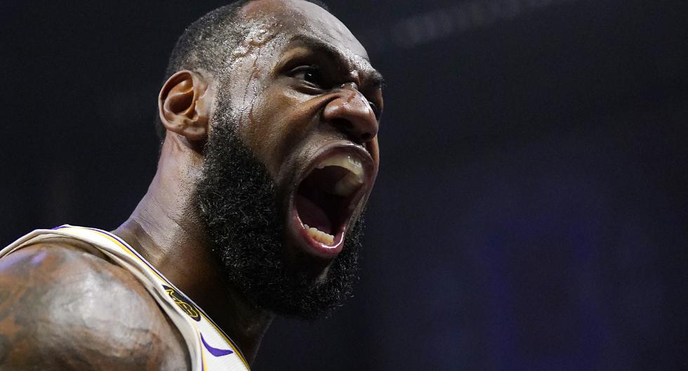 LeBron James seguirá en Los Ángeles Lakers hasta el 2024.