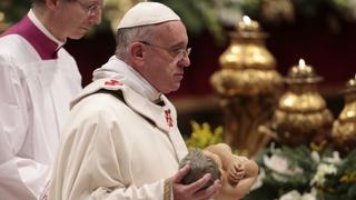 Papa Francisco celebra la primera Misa del Gallo de su pontificado