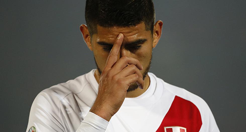 Carlos Zambrano es una de las ausencias más sonadas dentro de las últimas convocatorias de Ricardo Gareca para la Selección Peruana. Muchos hinchas lo piden. (Foto: Getty Images)