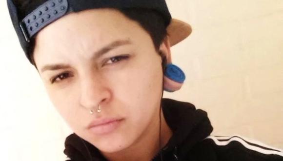 Nicole Saavedra Bahamondes parecía más ser un chico adolescente que una joven de 19 años, pero la vestimenta era parte de su identidad como lesbiana. Foto: BBC Mundo