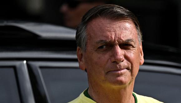 Jair Bolsonaro llega a votar a un colegio electoral en Río de Janeiro, Brasil, el 30 de octubre de 2022, durante la segunda vuelta de las elecciones presidenciales. (MAURO PIMENTEL / AFP).