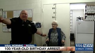 Estados Unidos: mujer de 100 años cumple sueño de ir a prisión
