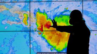 Sube a tres el número de muertos en República Dominicana por la tormenta tropical Laura