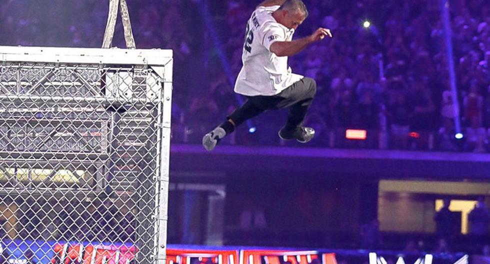 El big jump fallido de Shane McMahon sorprendió a todos los fans de WWE. Pudo terminar peor | Foto: WWE