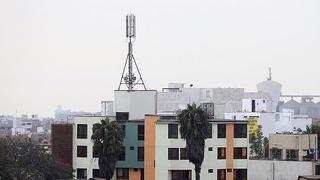 Proponen instalar antenas de celulares en edificios públicos