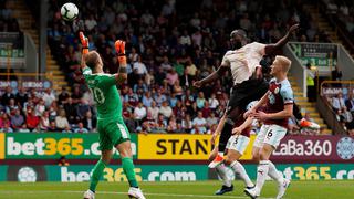 Manchester United vs. Burnley: Lukaku anotó el 1-0 con un certero cabezazo | VIDEO