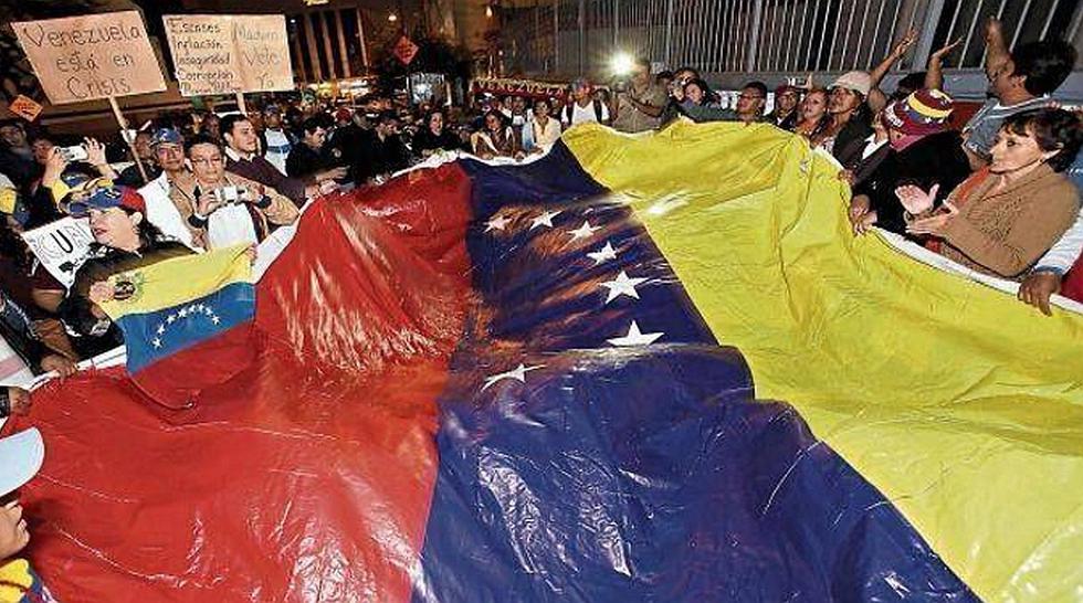 1. Venezuela lidera el &Iacute;ndice de Miseria Mundial. Su hiperinflaci&oacute;n la catapult&oacute; a este lugar.(Foto: EFE)