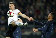 Lukas Podolski se despide de su selección con golazo en el Alemania vs Inglaterra