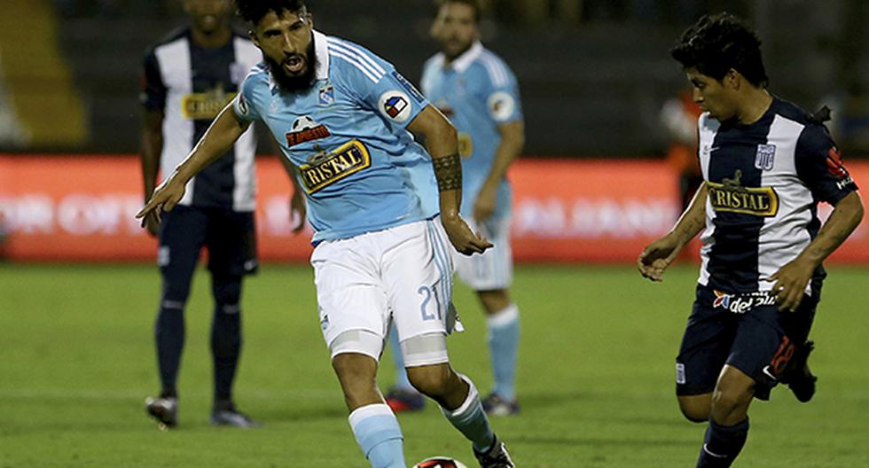 A los 71 minutos, Josepmir Ballón aprovechó una genial jugada de Jair Céspedes para poner el 1-3 de Sporting Cristal ante Alianza Lima (Foto: Getty Images)