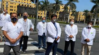 Colegio Médico del Perú insiste en pedido de remoción del ministro de Salud