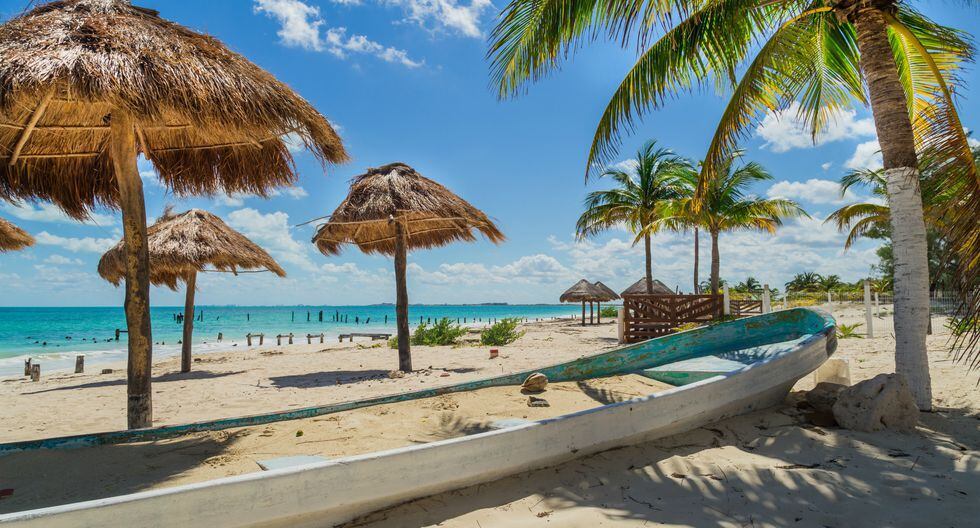 En las playas de Cancún también puedes practicar snorkel y apreciar los arrecifes de coral.(Foto: Shutterstock)