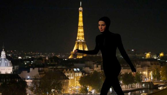 La actriz sueca Alicia Vikander protagoniza la serie "Irma Vep", nueva versión de la película del mismo nombre que también dirigió el francés Olivier Assayas. (HBO Max)