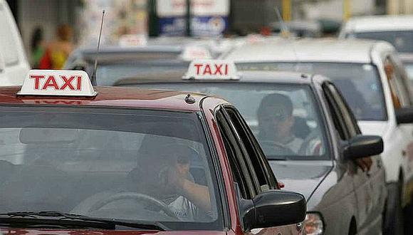 La Autoridad del Transporte Urbano para Lima y Callao explicó que solo los taxis autorizados podrán circular durante el estado de emergencia.(Foto: Archivo)