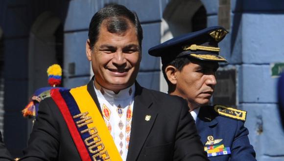 Ecuador: Rafael Correa solicita la reelección indefinida