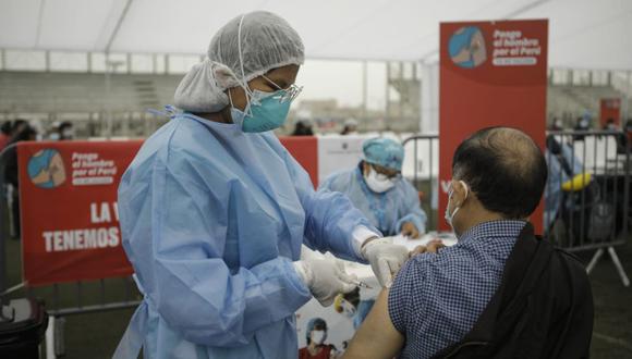 El arribo de un gran lote de dosis ha permitido acelerar el proceso de inoculación. (Foto: Joel Alonzo/@photo.gec)