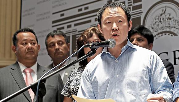 Ramírez y Bocángel (izquierda) hicieron su descargos sobre la denuncia constitucional en su contra. Kenji Fujimori no acudió a la sesión. (Foto: Anthony Niño de Guzmán/Archivo El Comercio)