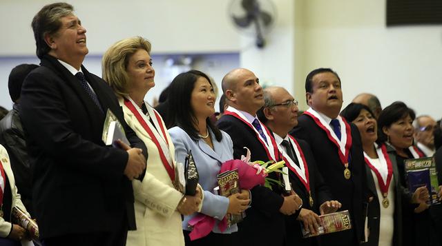 Fotos: Acto religioso juntó a García, Ana Jara y Fujimori - 1