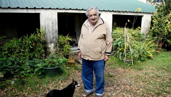 Mujica prefiere usar la palabra ‘sobriedad’ al hablar de la vida en su granja a las afueras de Montevideo. “La sobriedad es aprender a vivir con lo necesario, sin tener grandes ataduras materiales”, afirma. (Foto: AP)