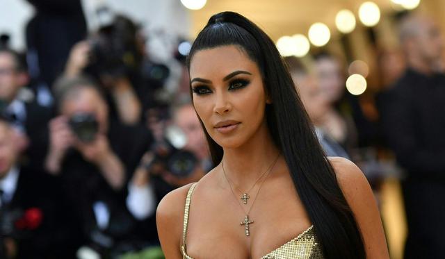 Kim Kardashian compartió una foto que le tomaron hace muchos años. (AFP)