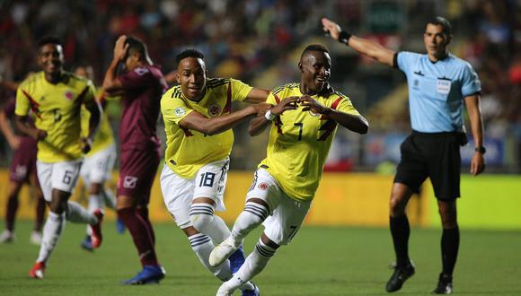 La selección de Colombia se metió en la zona de clasificación al Mundial de Polonia con un triunfo 2-0 (Reyes 27', Angulo 57') sobre Venezuela. (Foto: AFP)