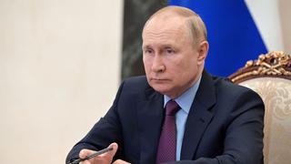 Putin niega presencia militar rusa en la central nuclear de Zaporizhzhia