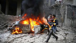 Siria, una búsqueda de paz que avanza con sangre en las manos
