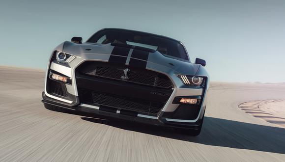 El Mustang Shelby GT500 busca combinar altas velocidades con un gran desempeño en las curvas. (Foto: Ford).