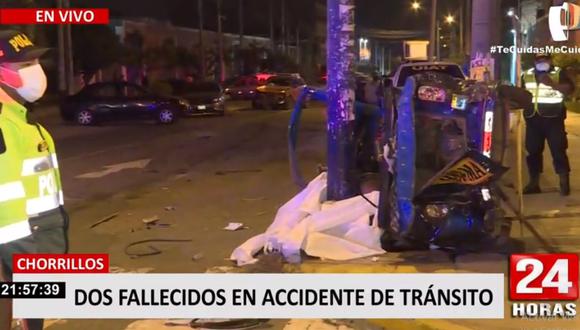 El mototaxi que fue embestido por la camioneta quedó destruido. (24 Horas)